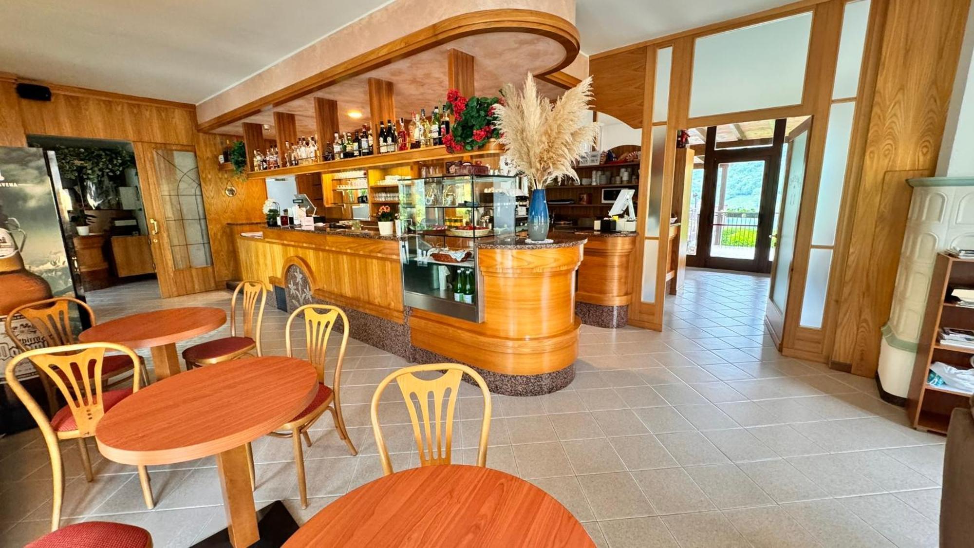 Albergo Stella Alpina Tenno Kültér fotó