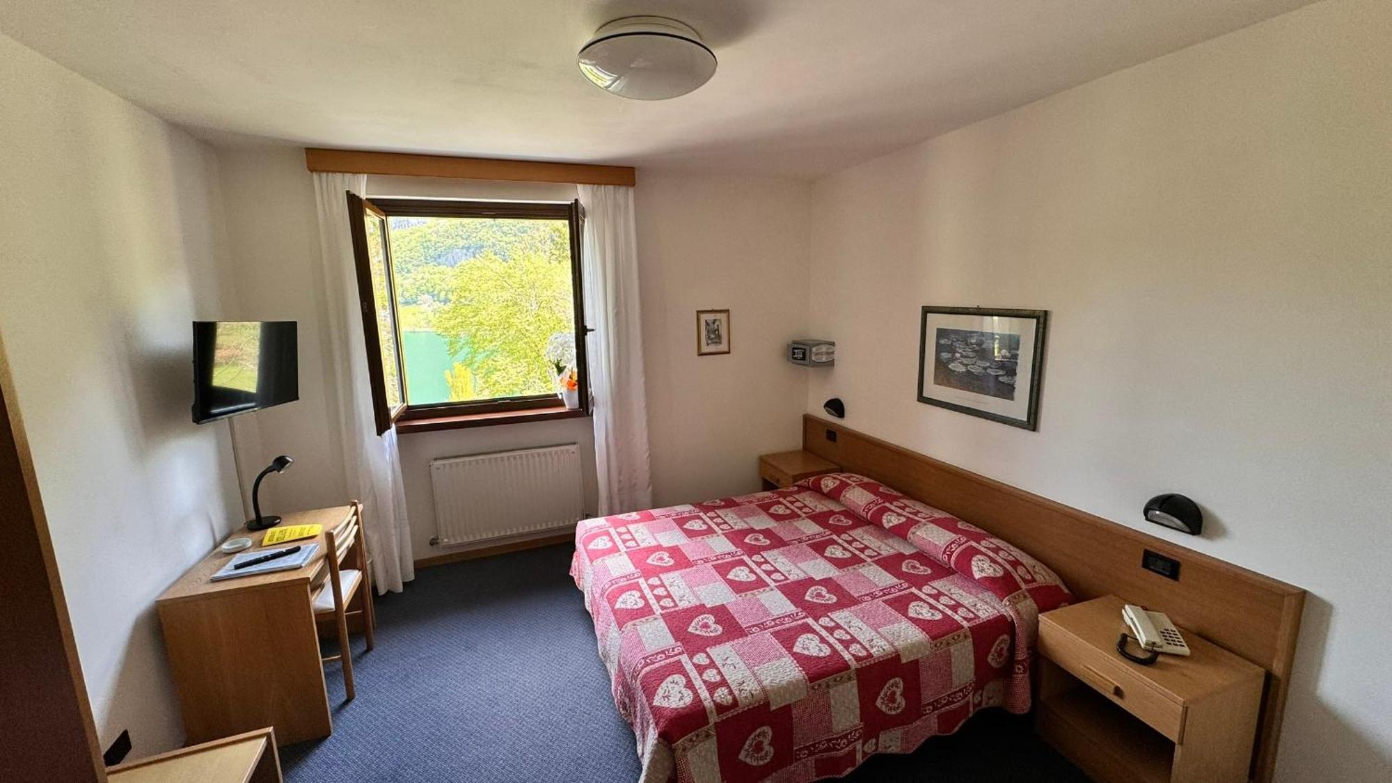 Albergo Stella Alpina Tenno Kültér fotó