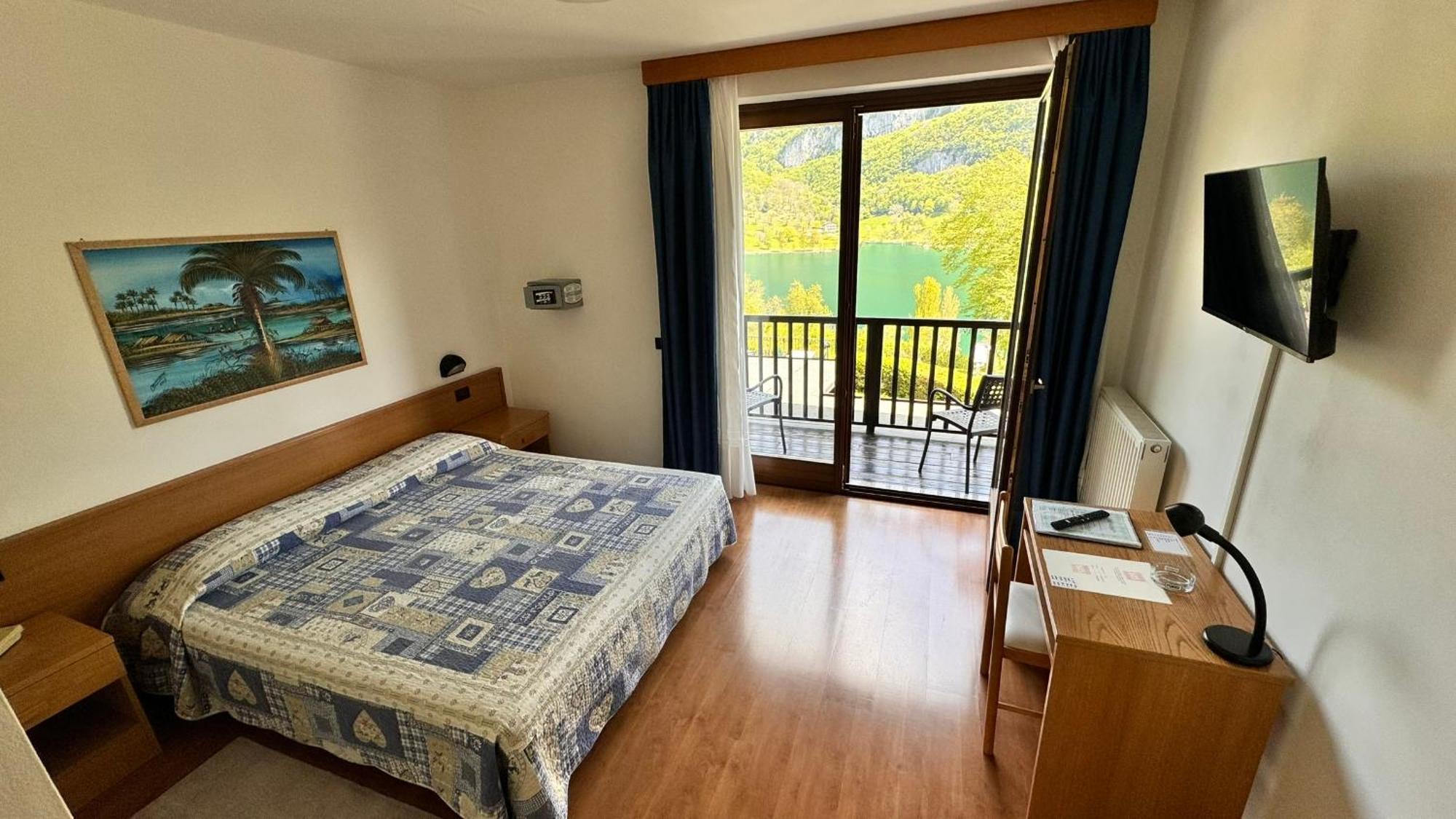 Albergo Stella Alpina Tenno Kültér fotó