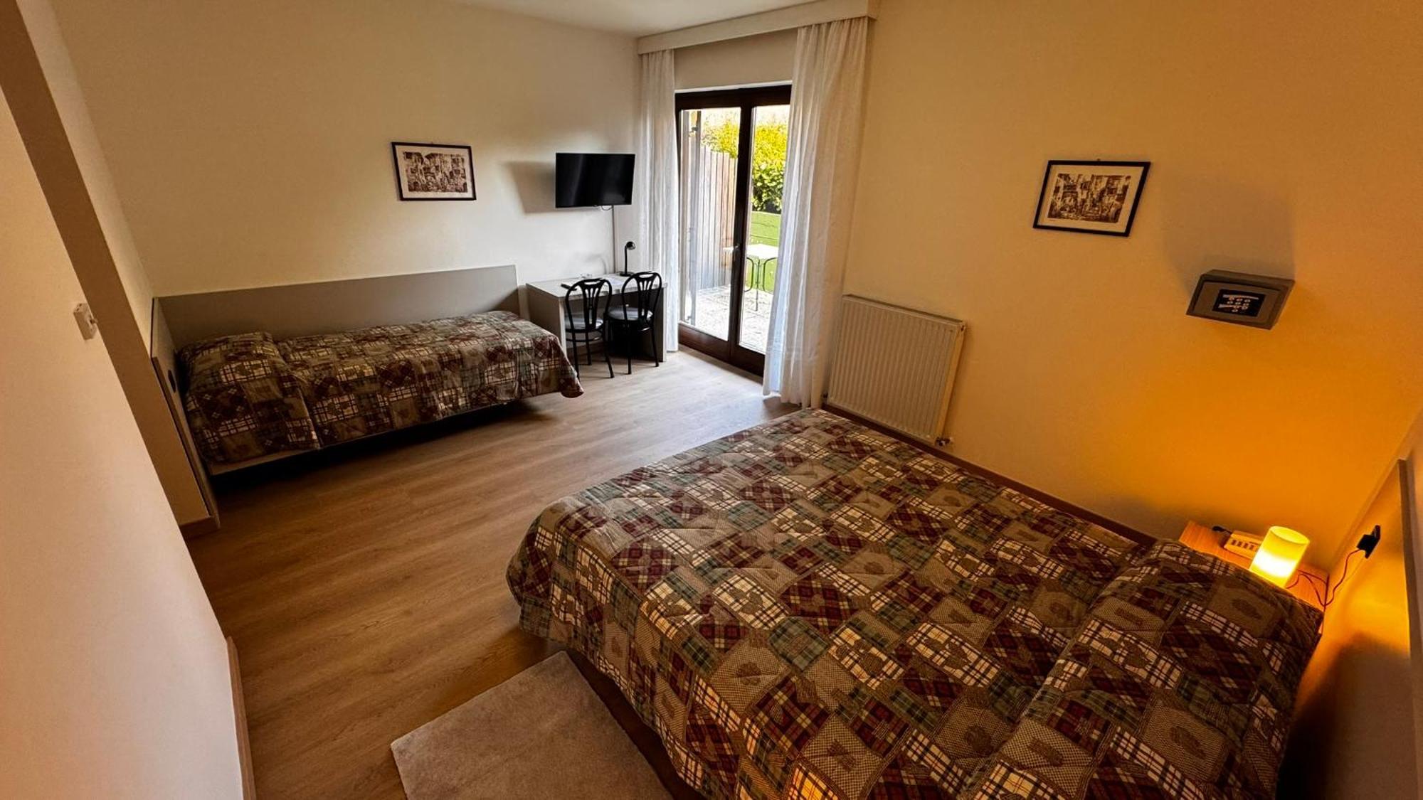 Albergo Stella Alpina Tenno Szoba fotó