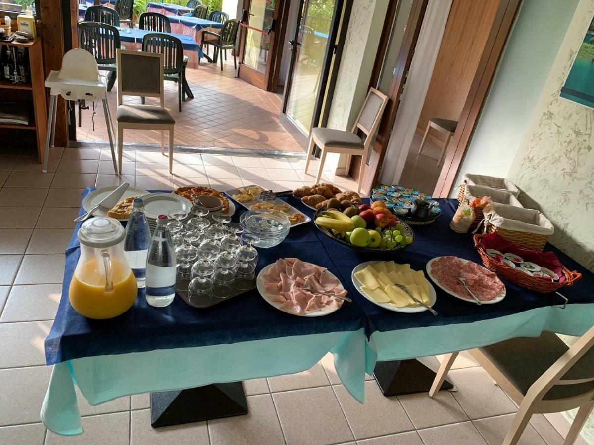 Albergo Stella Alpina Tenno Kültér fotó